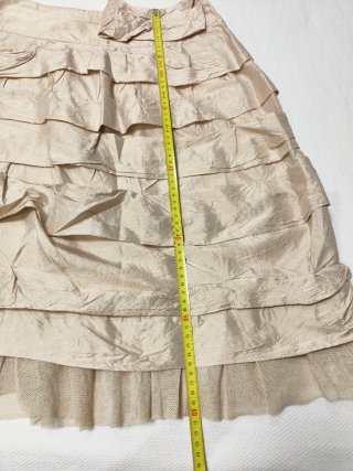 Falda Bimba y Lola seda volantes tul beige