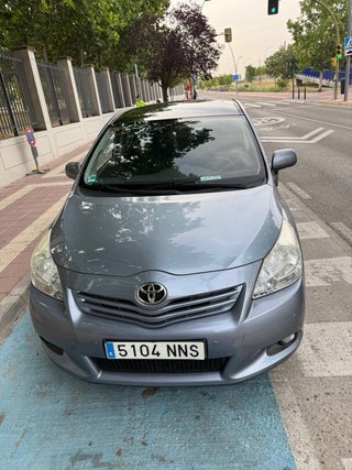 Toyota Verso 2012