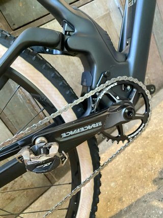 Bertia Mako Pro 6.1 2024 NUEVA!! (70kms)