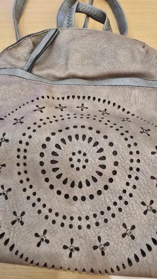 7 Bolsos de mujer de varios de colores