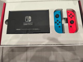Nintendo Switch Azul y Rojo