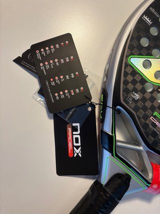 Pala NOX AT10 Genius 12K Agustin Tapia
