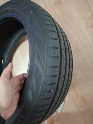 Neumático 235/45 R18 98Y XL