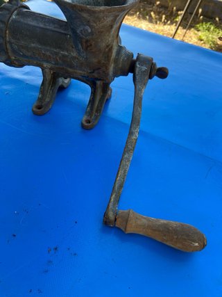 Picadora Manual Vintage de hierro de la marca Elma