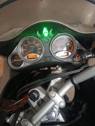 Honda Varadero 125 Adventure Beige/Negro