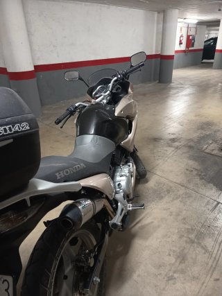 Honda Varadero 125 Adventure Beige/Negro