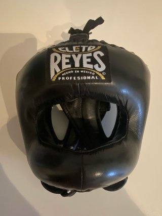 Casco de Boxeo Con barra CLETO REYES Profesional.