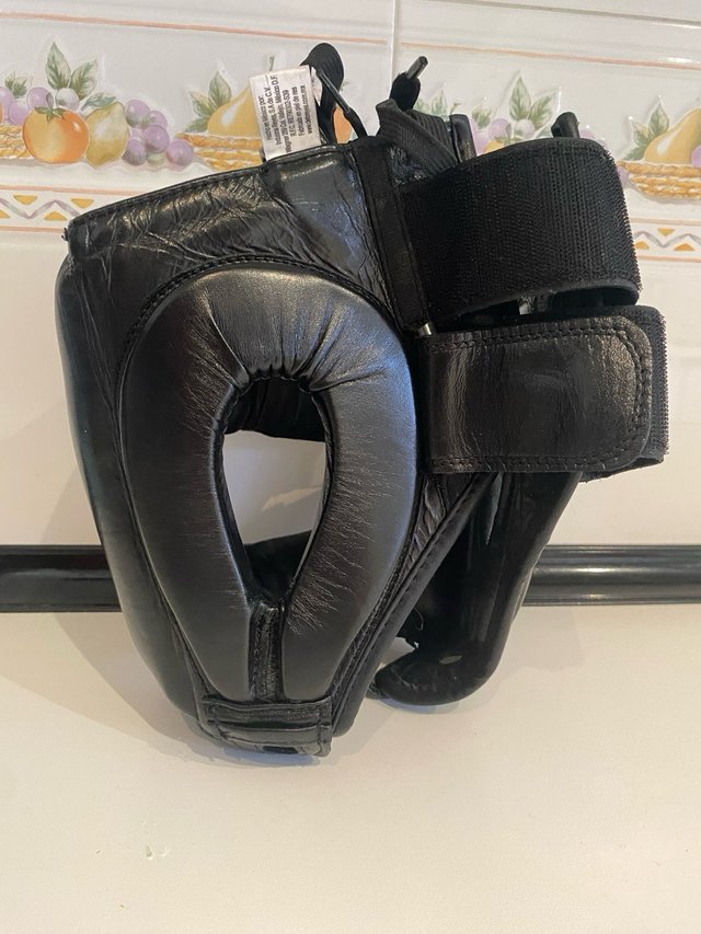 Casco de Boxeo Con barra CLETO REYES Profesional