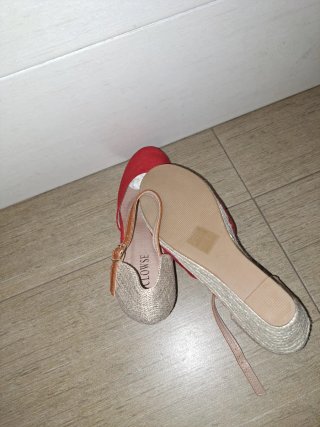 Zapatillas rojas Clowse