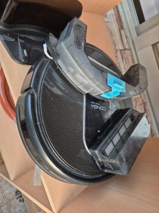 Robot aspirador Conga se vendw por no usar