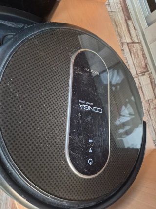 Robot aspirador Conga se vendw por no usar