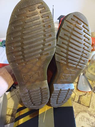 Scarpe Dr. Martens rosse