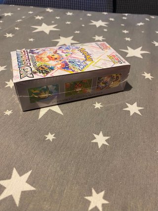Caja Pokémon Terastal Festival SV8 Sellada