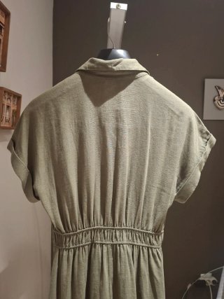 Vestido Zara verde midi