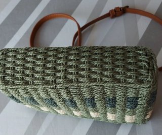 Bolso rafia verde y beige