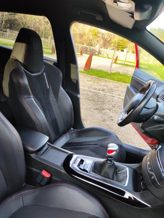 Peugeot 308 2015