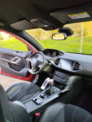 Peugeot 308 2015