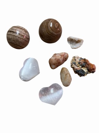 Lote di minerali e sfere decorative