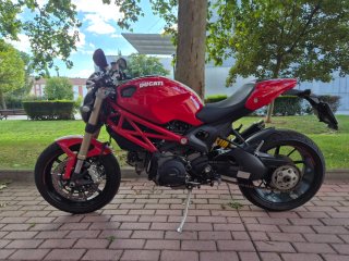 Ducati Monster 1100 EVO