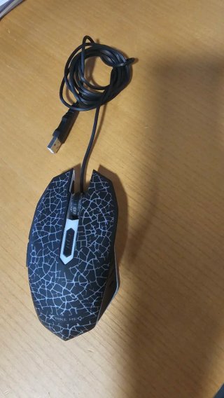 Ratón Gamer Negro y Rojo