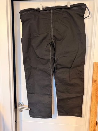 Kimono BJJ Negro con Cinturón Blanco A3