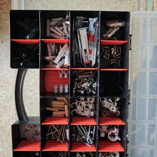 Caja clasificadora Powerfix con tornillos