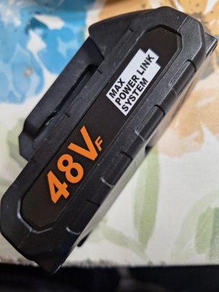 Hidrolimpiadora a batería con maletín