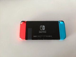 Nintendo Switch Azul/Rojo Completa