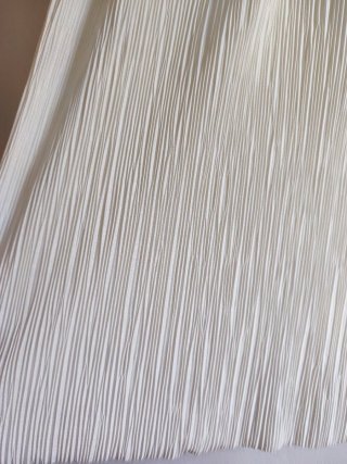 Zara Vestido Plisado Crema
