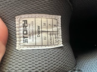 Patines Story Duster Negro/Grisáceo