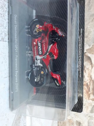 Moto Ducati Desmosedici GP21 - Bagnaia 2021