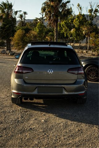 Volkswagen Golf R