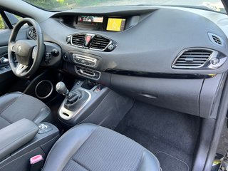 Renault Grand Scenic 2011