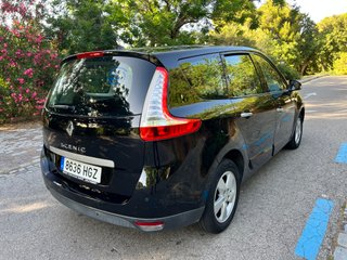 Renault Grand Scenic 2011