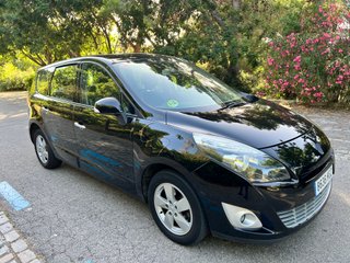 Renault Grand Scenic 2011