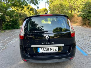 Renault Grand Scenic 2011