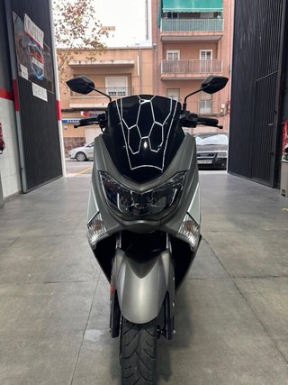 Yamaha NMAX 125 - 2017 Gris