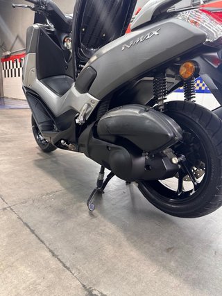 Yamaha NMAX 125 - 2017 Gris