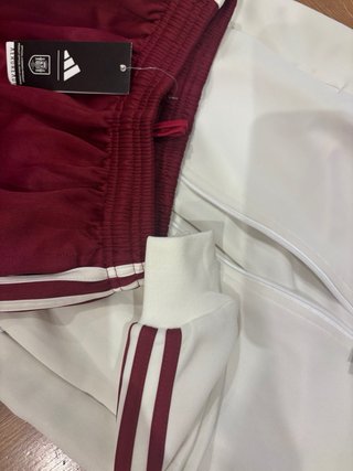 Chándal Selección Española Adidas Talla 18 niño