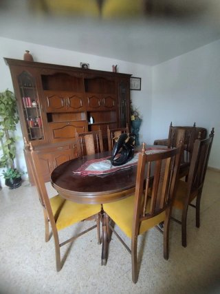 Mueble comedor, mesa y sillas