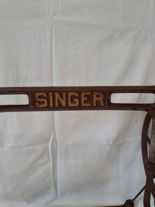 ESTRUCTURA PEDAL POLEA MÁQUINA COSER SINGER