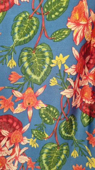 Kimono Sfera gasa floral talla única.