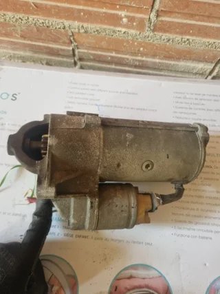 Motor Arranque Valeo 8200628419 Renault
