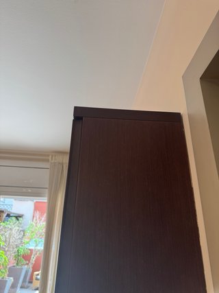 Mueble de pared madera y cristal
