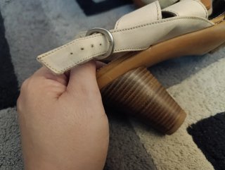 Sandalias tacón Wonder beige,hechas en España,piel