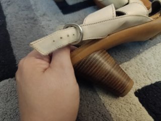 Sandalias tacón Wonder beige,hechas en España,piel