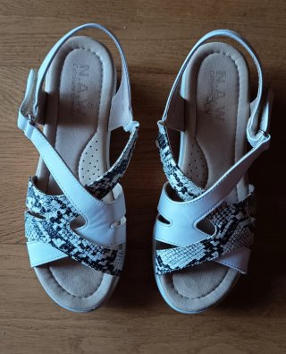Sandalias N.A.W Talla 38