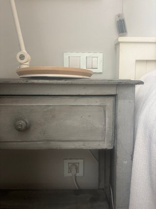 Mesilla de madera estilo francés
