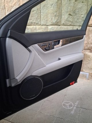 Mercedes-Benz Clase C350  2011 en perfecto estado