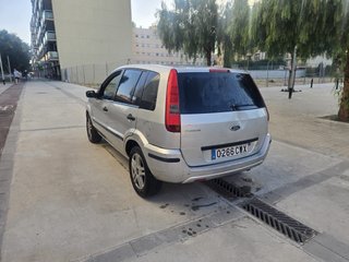 Ford Fusion 2005